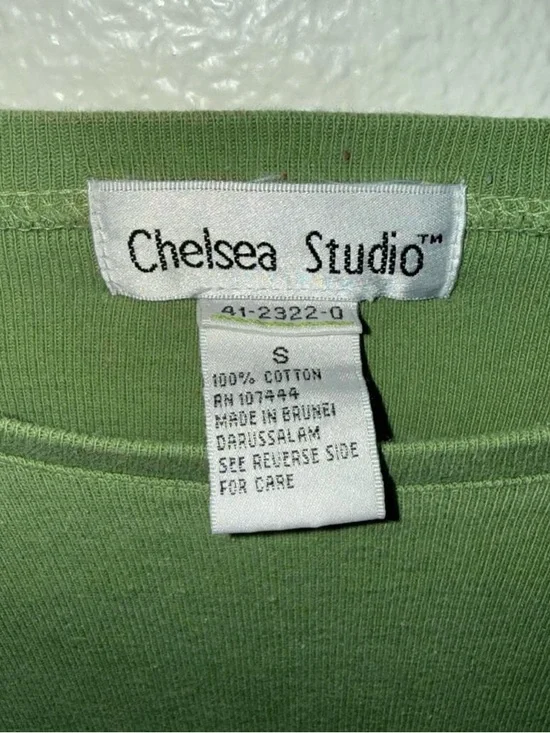 Spiral and stars handmade patches vintage green long sleep top pocket detail - Picture 5 of 5